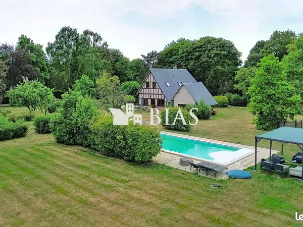 Propriété 8 pièces 211 m²