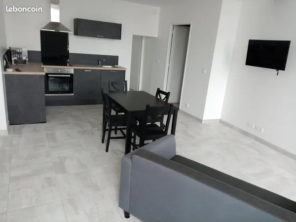 Location t2 centre ville rez-de-chaussée