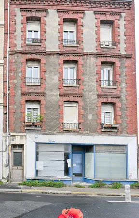 Propriété 3 pièces 168 m²
