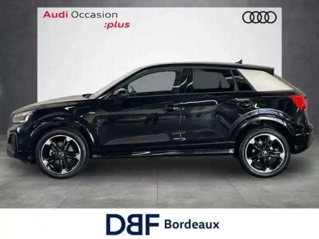Audi Q2 35 tfsi 150 s tronic 7 s line — photo 2