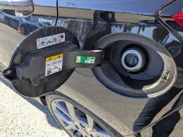 Ford Fiesta 1.0 flexifuel e85 éthanol  95ch st-line 5p — photo 12