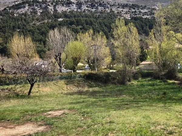 Terrain 1332 m²