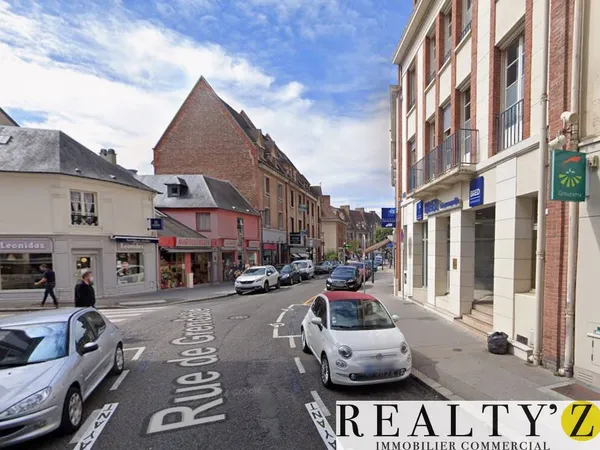 Boutique 2 pièces 170 m²