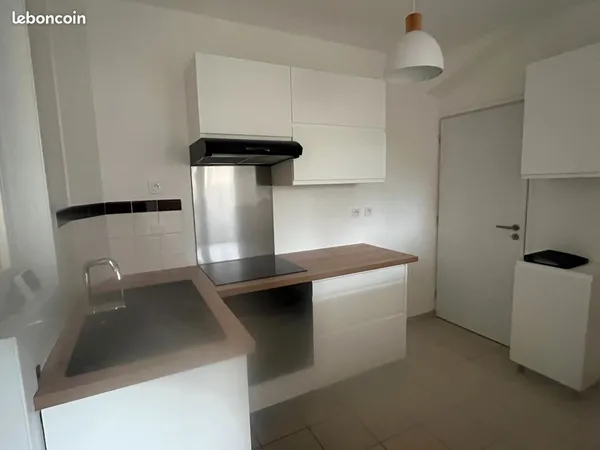 Maison renovée avec jardin et garage - 79m2