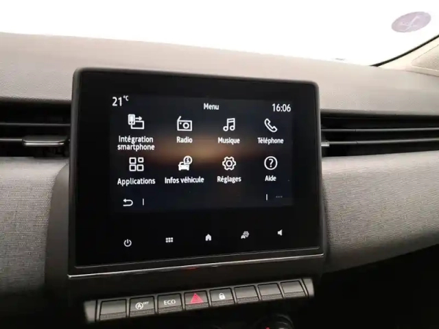 Renault Clio tce 90 — photo 18
