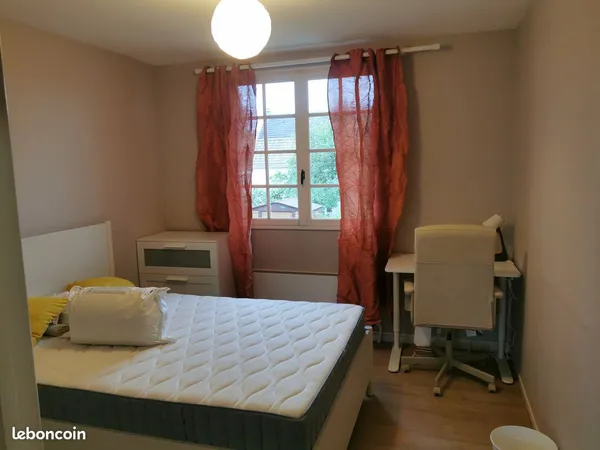 2 Chambres en colocation dans une maison avec jardin à Saint-Ouen-l'Aumône 560/Mois/Personne CC