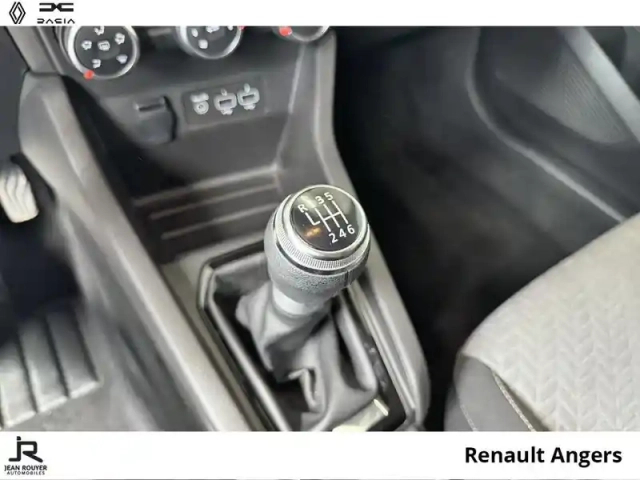 Renault Clio 1.5 blue dci 100ch evolution — photo 41