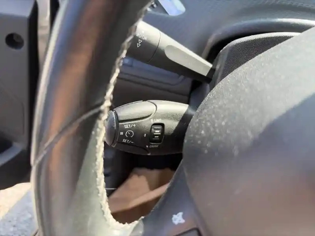 Peugeot 208 puretech 110ch s&amp;s eat6 — photo 21