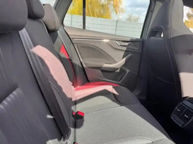 Skoda Kamiq 1.0 tsi evo 110ch monte-carlo dsg7 — photo 8