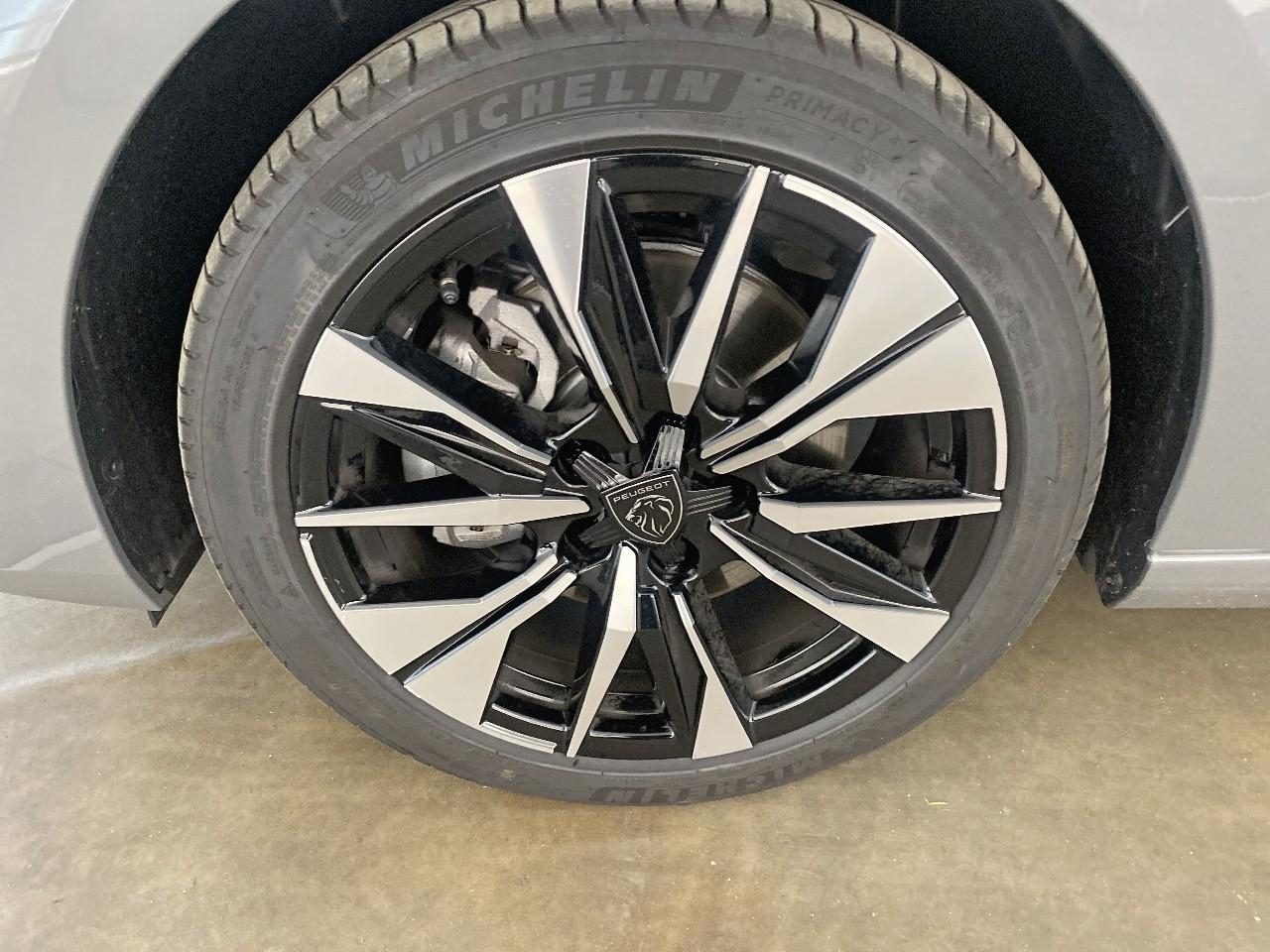 Peugeot 308 bluehdi 130ch s&s eat8 allure — photo 11