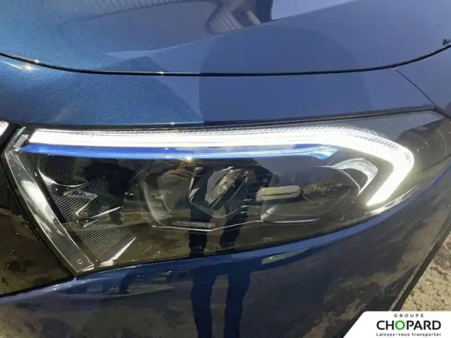 Mercedes Eqa 250+ — photo 16