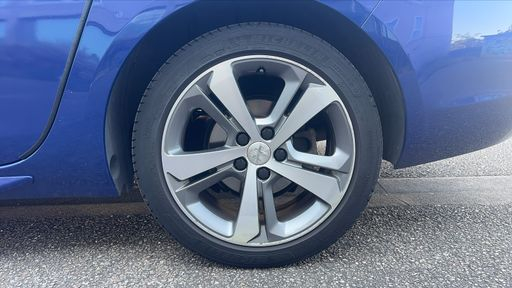 Peugeot 308 SW 2.0 BlueHDi 150 EAT6 - GT Line – 2016 – 141482 km – Diesel – Boîte Automatique — photo 40