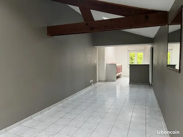 Studio 1 pièce 44 m²
