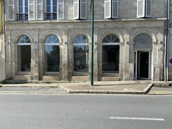 Local commercial 67 m²