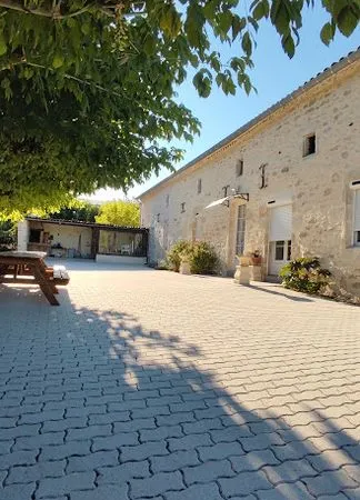 Maison de 150m2 à louer sur Sainte-Colombe-de-Duras
