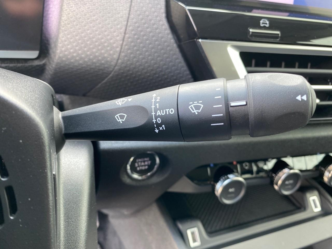 Citroën C4 1.5 bluehdi 130ch s&s max automatique — photo 22