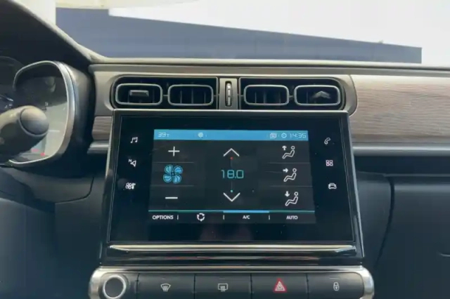 Citroën C3 puretech 110 s&amp;s bvm6 — photo 17