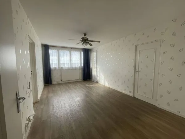 Appartement 4 pièces 77 m²