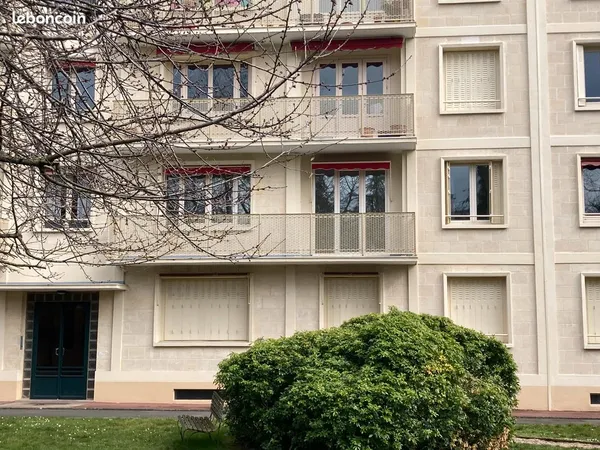 Appartement T3 à louer Saint-Cloud 70m2