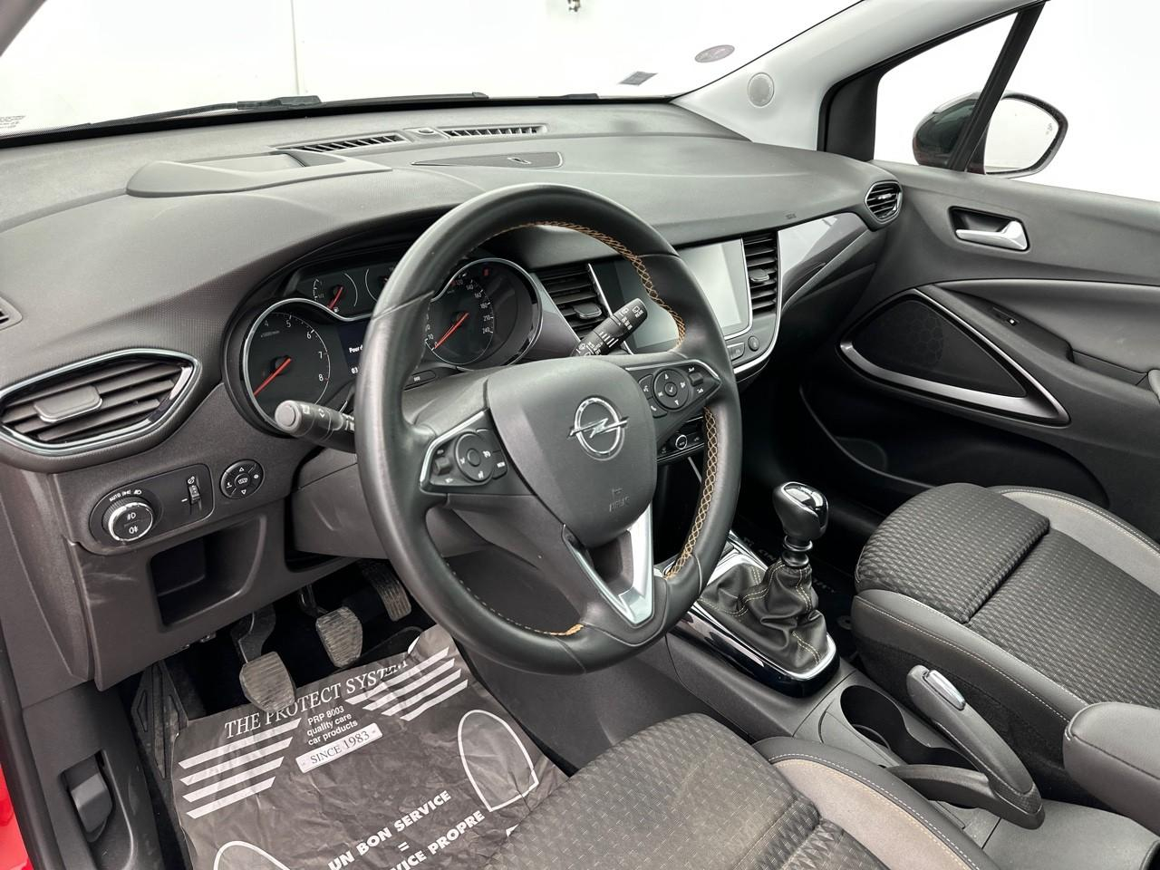 Opel Crossland x 1.2 turbo 130 ch ultimate — photo 8