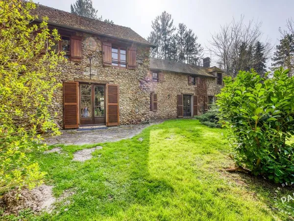 Maison 8 pièces 300 m²