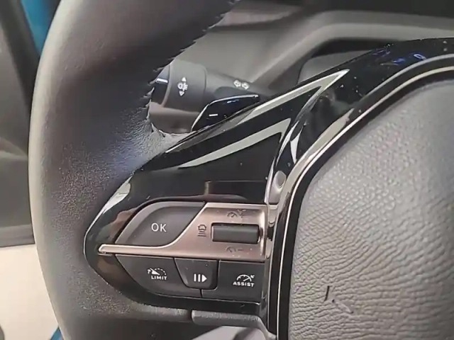 Peugeot 408 puretech 130 ch s&amp;s eat8 — photo 22