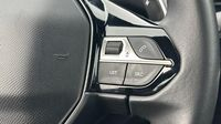 Peugeot 3008 1.2 PureTech 130ch S&S Active Pack EAT8 — photo 17