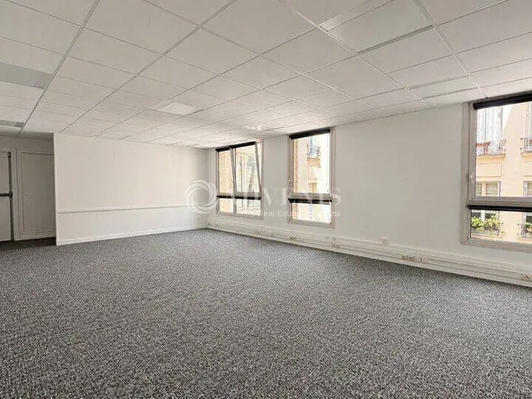 Bureau 161 m²