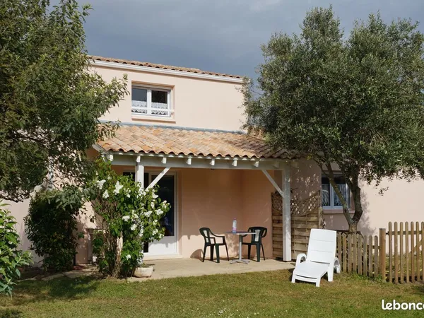 MARENNES/OLERON Vend MAISON 2logements
