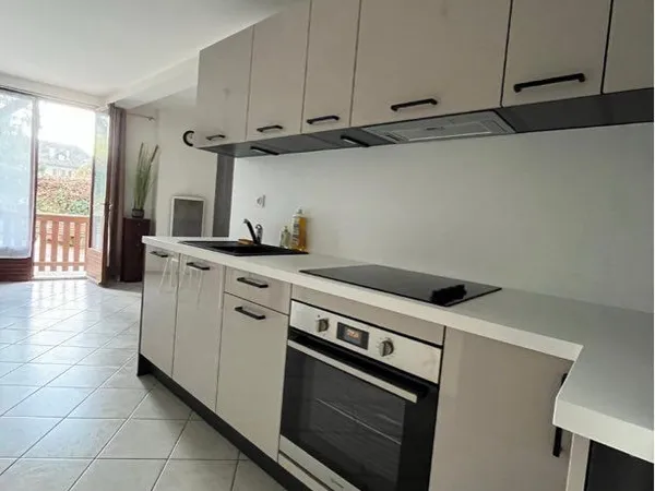 T2 meuble centre ville 3* Parking Balcon