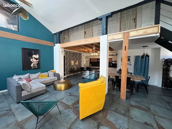 Loft/atelier/surface 5 pièces 119 m²