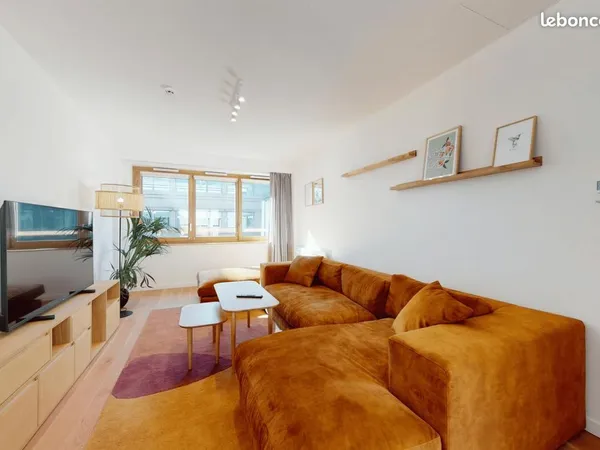 Appartement 1 pièce 108 m²