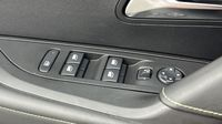 Peugeot 2008 1.2 PureTech 130ch S&S GT EAT8 — photo 19