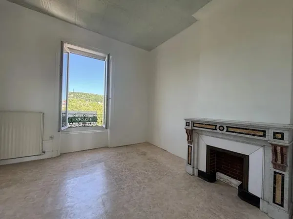 Appartement 4 pièces 82 m²