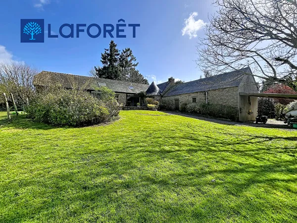 Maison 8 pièces 237 m²