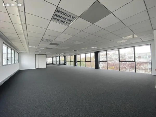 Bureaux 580 m²