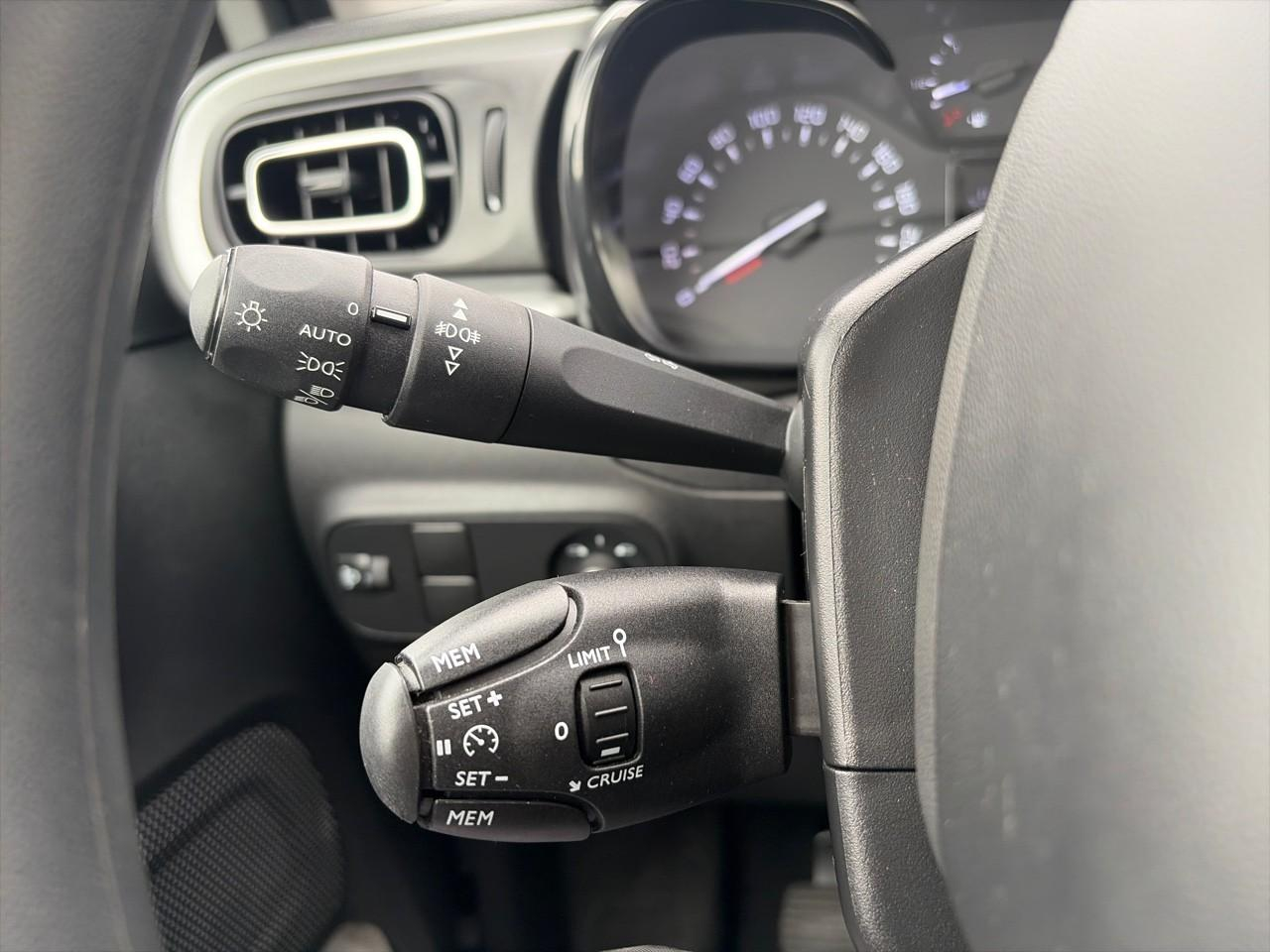 Citroën C3 1.2 puretech 83ch s&s max — photo 17