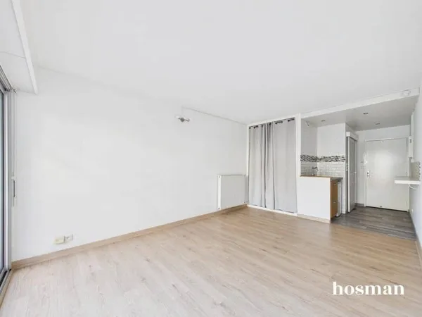 Studio 1 pièce 24 m²