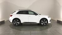 Audi Q3 35 TFSI 150ch S line S tronic 7 — photo 4