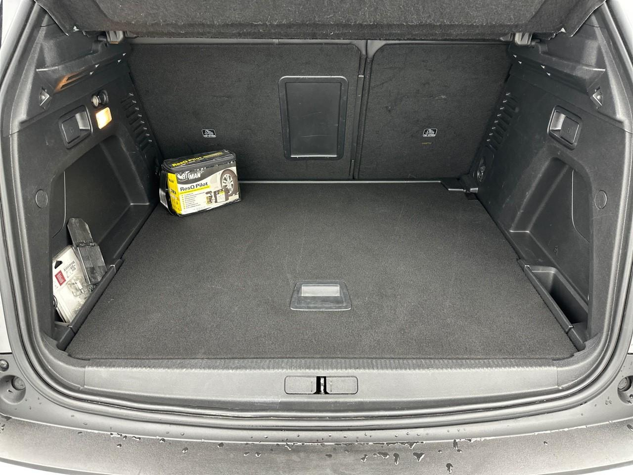 Peugeot 3008 puretech 130ch s&s eat8 gt — photo 6