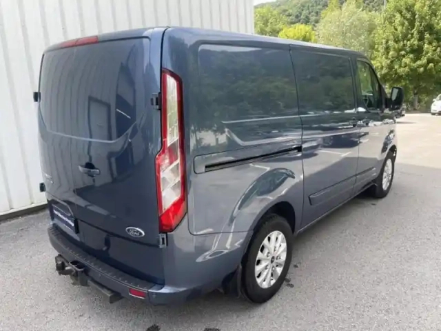 Ford Custom transit  fg 300 l1h1 2.0 ecoblue 130 limited 7cv — photo 5