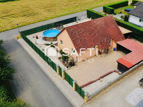 Maison - 5 pièces - 100m²