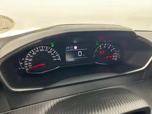 Peugeot 208 puretech 75 s&amp;s bvm5 — photo 52