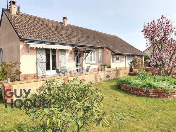 4 Km de Bernay, dans un petit hameau