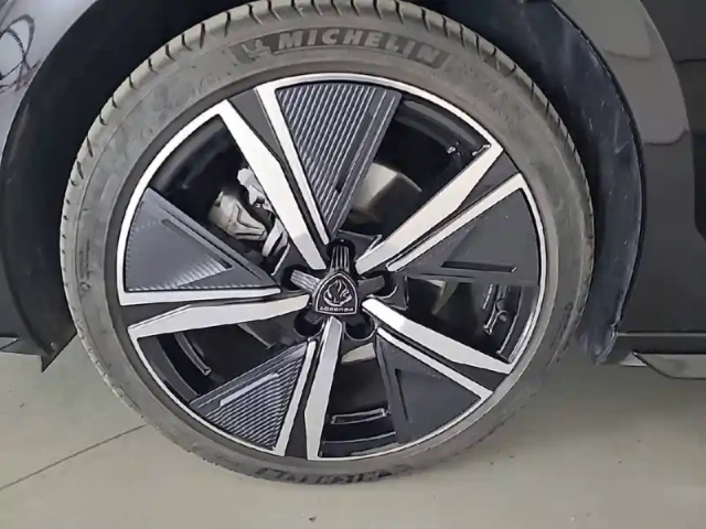 Peugeot 308 hybrid 145 e-dcs6 — photo 98