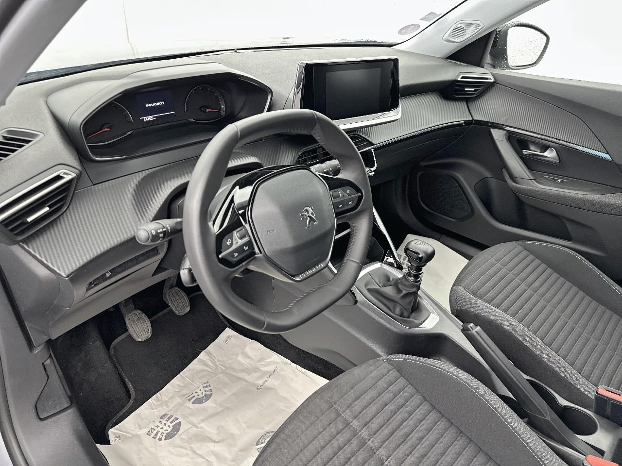 Peugeot 2008 puretech 100 s&s bvm6 style — photo 8