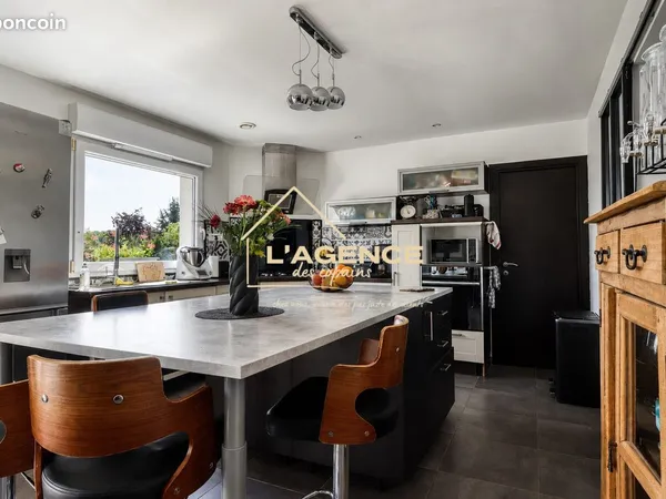Maison 5 pièces 152 m²