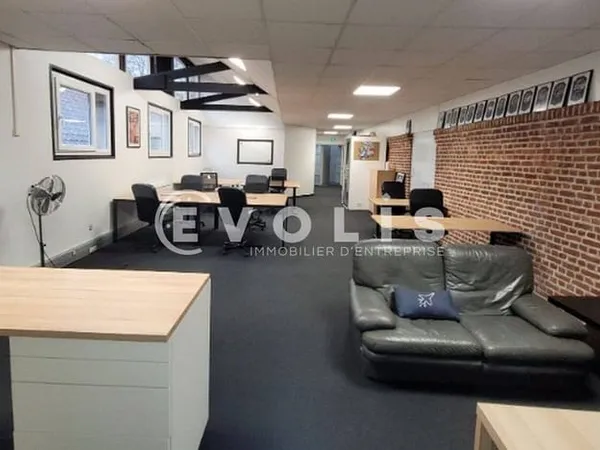 Bureau 255 m²