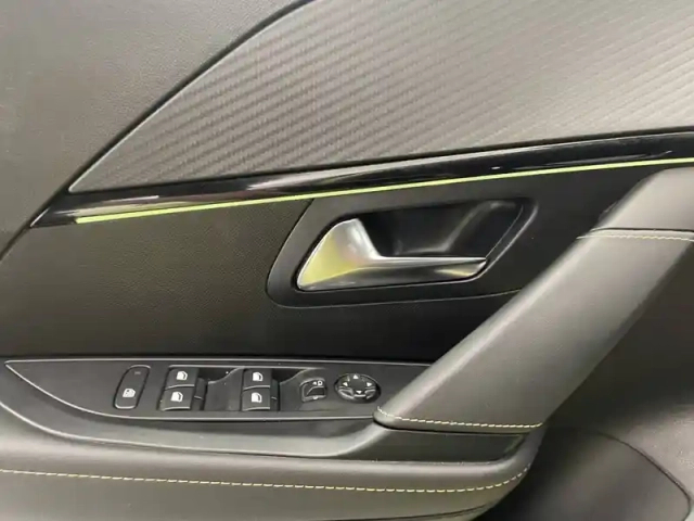 Peugeot 208 puretech 100 s&amp;s bvm6 — photo 32