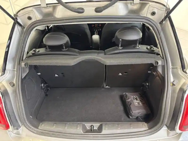 Mini Mini hatch 3 portes cooper 136 ch dkg7 — photo 16